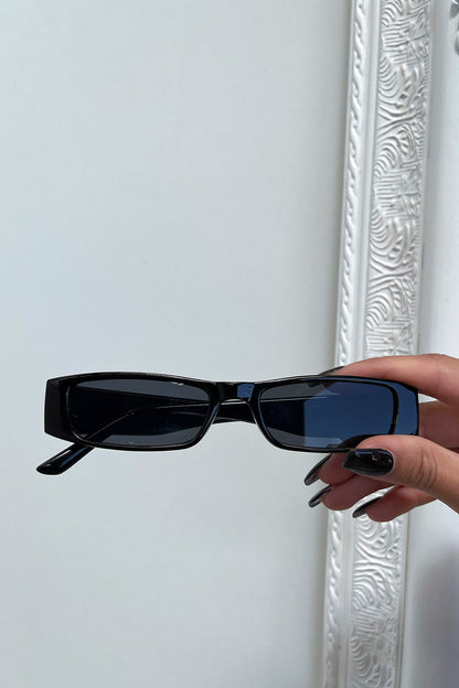 Posy Sunglasses - Black